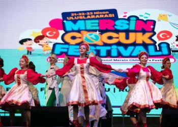 Dünya çocukları Mersin’de buluştu
