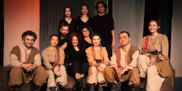 Sahnede o acıları anlattılar