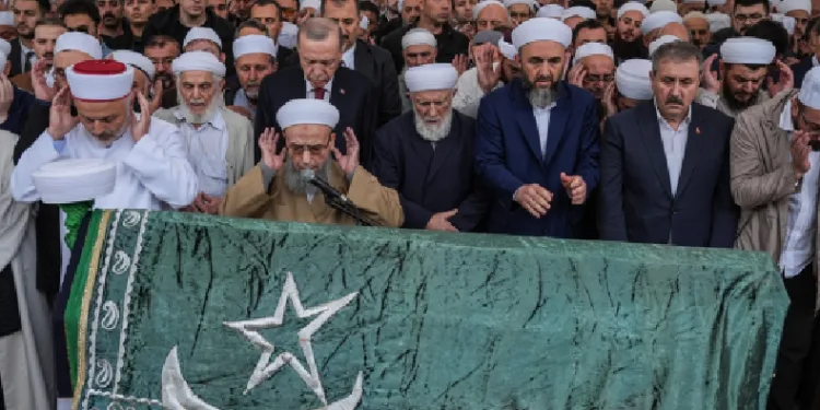 İsmailağa Cemaati’nin yeni lideri belli oldu