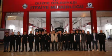 Sahuru ateş savaşçılarıyla birlikte yaptılar