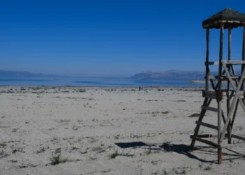 “Eğirdir Gölü ikiye ayrılabilir”