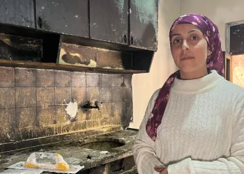 Evi yanan annenin yüzü yardımlarla güldü