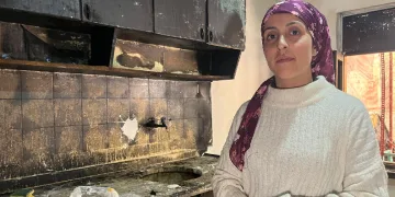 Evi yanan annenin yüzü yardımlarla güldü