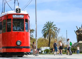 Nostalji tramvayı seferlerine başladı