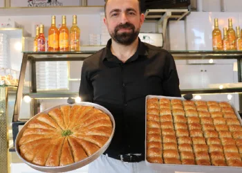 Tatlıcılarda bayram telaşı başladı
