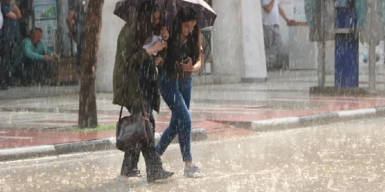Manisa’ya sağanak yağış uyarısı