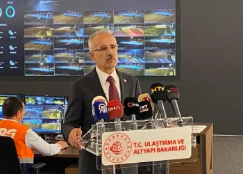 Uraloğlu’dan kavimler göçü benzetmesi
