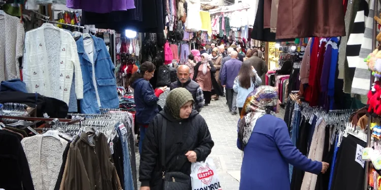 Ramazan Bayramı öncesi alışveriş yoğunluğu