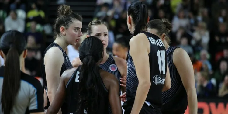 Beşiktaş Basketbol İcra Kurulu Başkanı Özkan Arseven: “Jovana Nogic ile Li Yueru takımdan ayrılma kararı aldı”