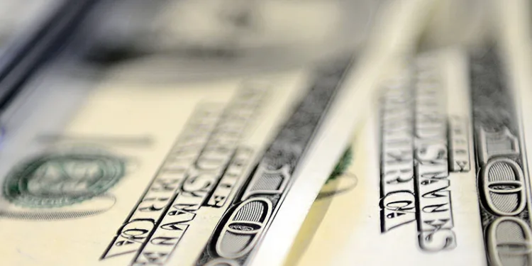 Dolar 32,57 seviyesinde