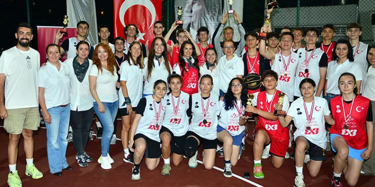 YASAV’dan 19 Mayıs’a yakışan turnuva