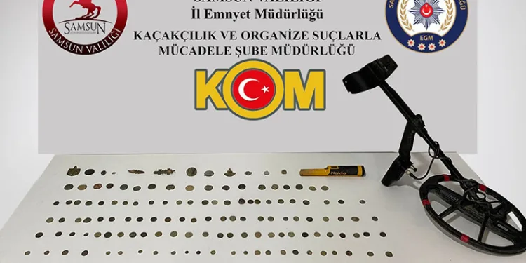 Samsun’da 121 adet sikke, 10 adet obje ele geçirildi: 2 gözaltı