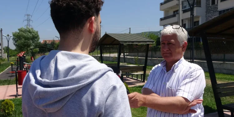Borçlarını ödemek için telefonunu satmak istedi, dolandırıldı