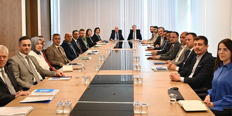 Mustafa Bozbey, Alper Taban’ı ziyaret etti