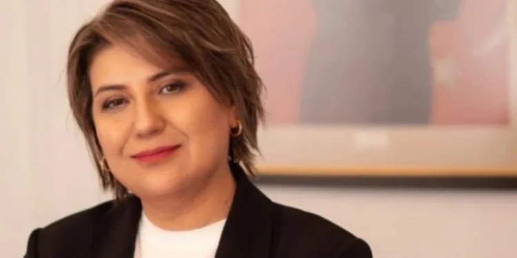 Eski Belediye Başkan Yardımcısı balkondan düşerek hayatını kaybetti