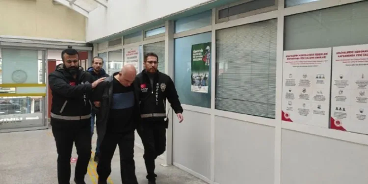 Cinayet davasında “kadın kıyafeti giydirildi” iddiası