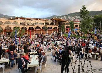 Tarihi Hanlar Bölgesi’nde ‘kahve buluşması’