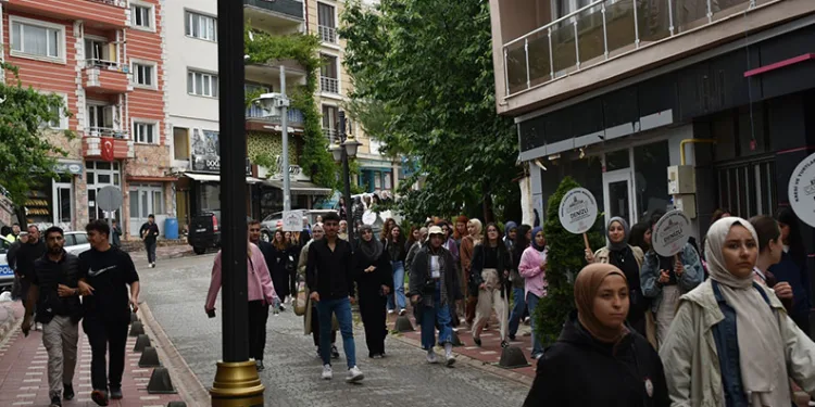 81 ilden 350 öğrenci ecdat topraklarında buluştu