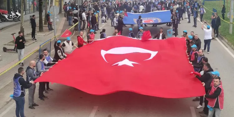 Bursa’da 1 Mayıs İşçi ve Emekçiler Bayramı