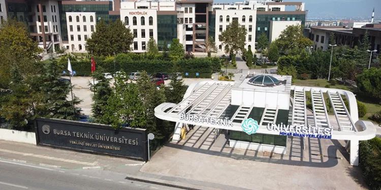 BTÜ-SEM’den minik dahilere eğitim