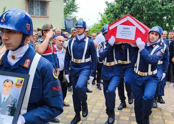 Hataylı şehit son yolculuğuna uğurlandı