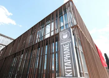 Gençlerin yeni mekanı Nöbetçi Kitaphane oldu