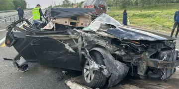 Elazığ’da kamyon ile otomobil çarpıştı: 4 yaralı