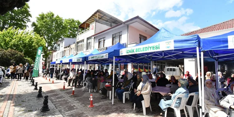 Eşrefoğlu Rumi vefatının 555. yılında İznik’te anıldı