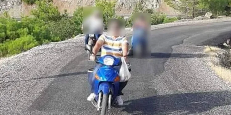 Park halindeki motosiklet çalındı