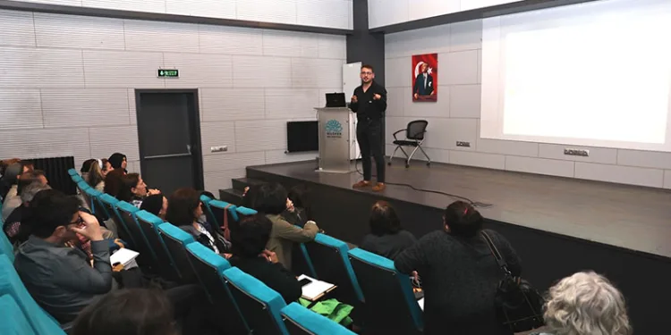Yenilebilir yabani otları eğitimde tanıdılar