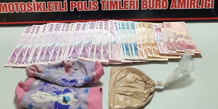 Keşan’da çocuk çorabına saklanmış uyuşturucu ele geçirildi