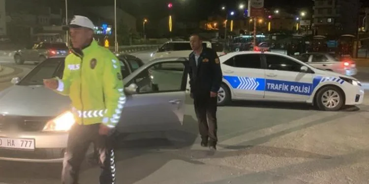 Karaman’da cip ile otomobil çarpıştı: 1 yaralı