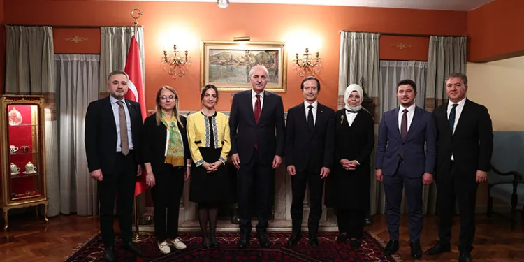 TBMM Başkanı Kurtulmuş, Türkiye’nin Meksika Büyükelçiliğini ziyaret etti