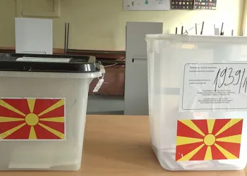 Kuzey Makedonya’da halk sandık başında