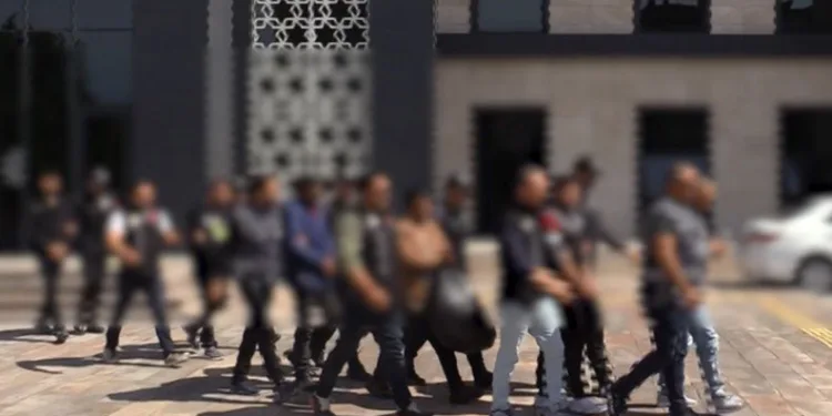 Çanakkale’de gasp olayında 3 şüpheli tutuklandı