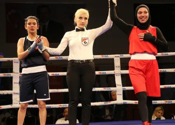 Milli sporcuyu yılan ısırdı