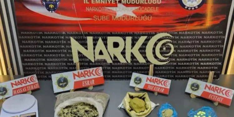 Batman’da yaklaşık 3 kilo uyuşturucu ele geçirildi