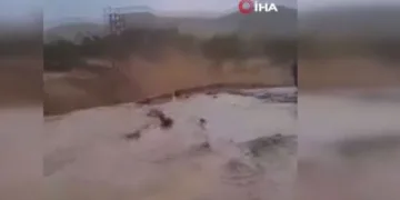 Afganistan’da sel: 150 ölü