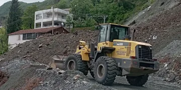 Kuvvetli yağış sonrası heyelan meydana geldi
