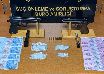 Bursa’da uyuşturucu almak için tabancayla takas yaptılar