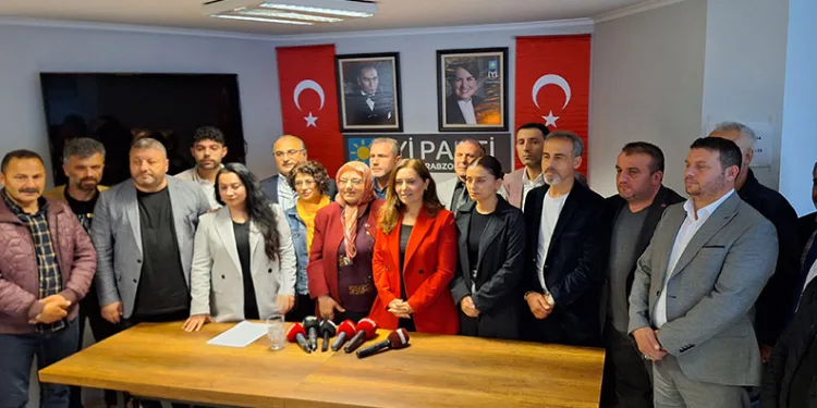 İYİ Parti’de istifalar nedeniyle il yönetimi düştü