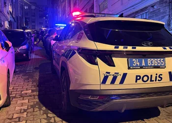 Tartıştığı babasını silahla vurarak yaraladı