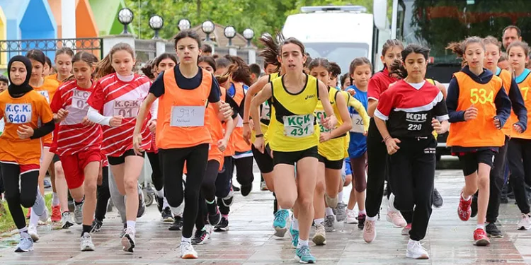 Küçükçekmece’de 19 Mayıs koşusu yapıldı