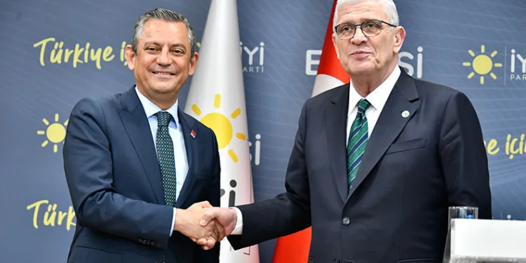 Dervişoğlu, Özel’le görüştü