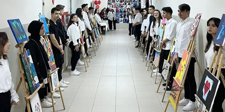 Dünya kültürleri Mustafakemalpaşa’da buluştu