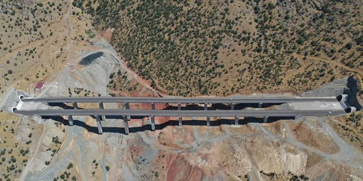 Şırnak-Cizre karayolu trafiğe açıldı