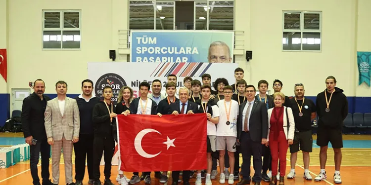 Kardeş Kentler Basketbol Turnuvası sona erdi
