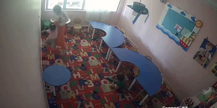 Kreşte çocuklara şiddet! Müdür tutuklandı