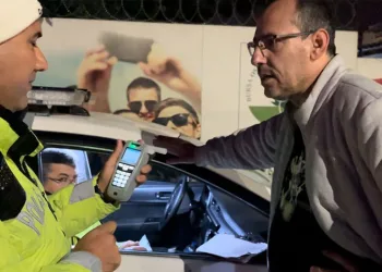 Bursa’da alkollü yakalandı, polisle pazarlık yapmaya çalıştı
