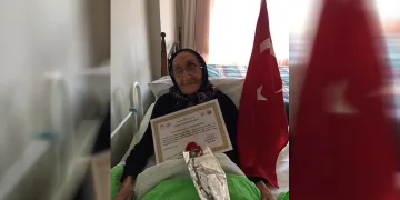 İnegöllü asırlık çınar 106 yaşında hayatını kaybetti